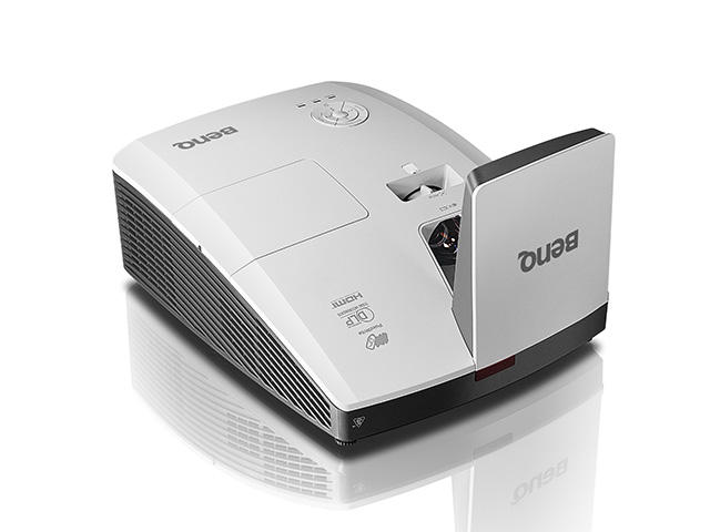 Проектори BenQ MW853UST